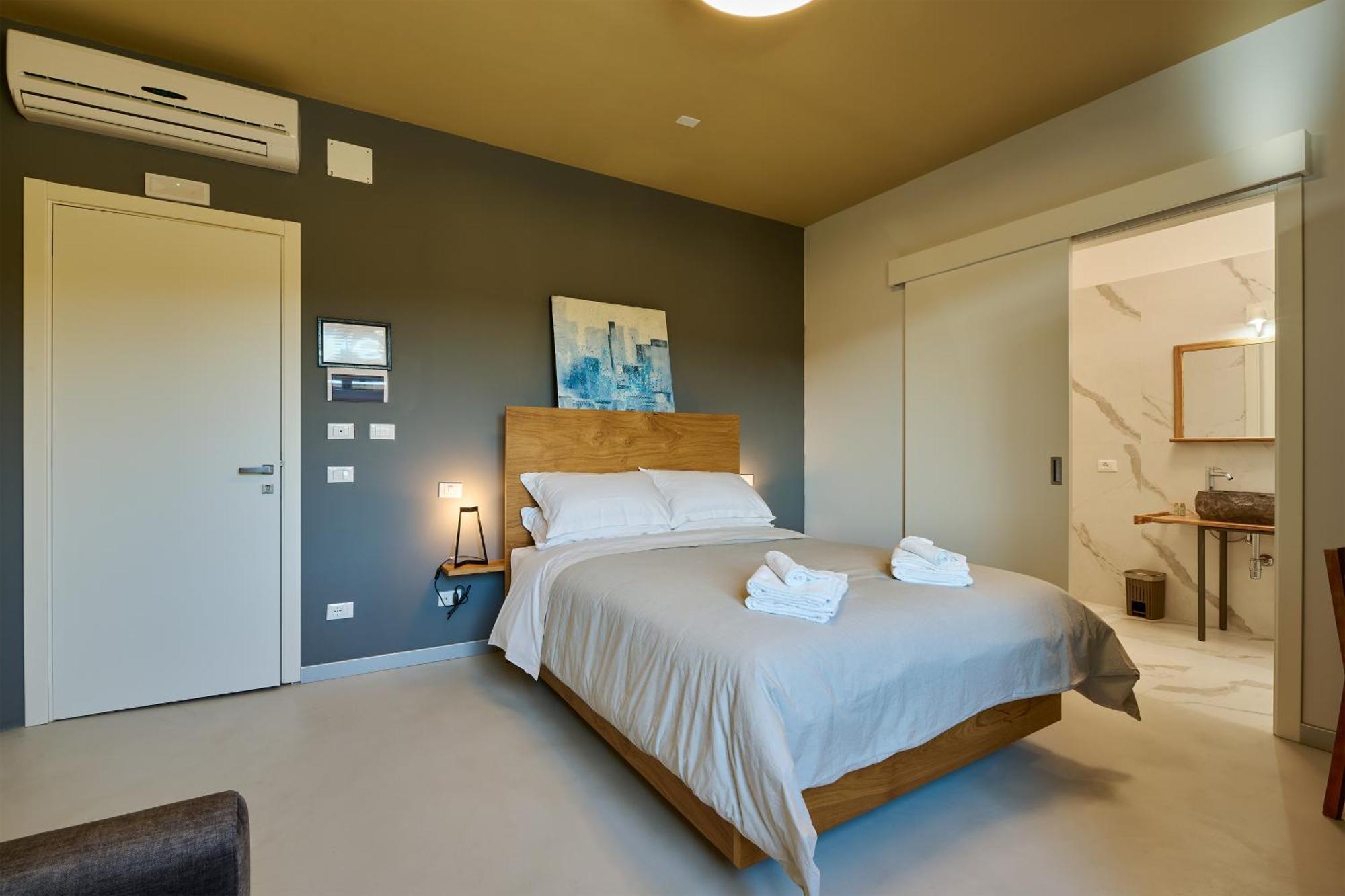 La Dama Country Rooms Monteriggioni Exterior photo